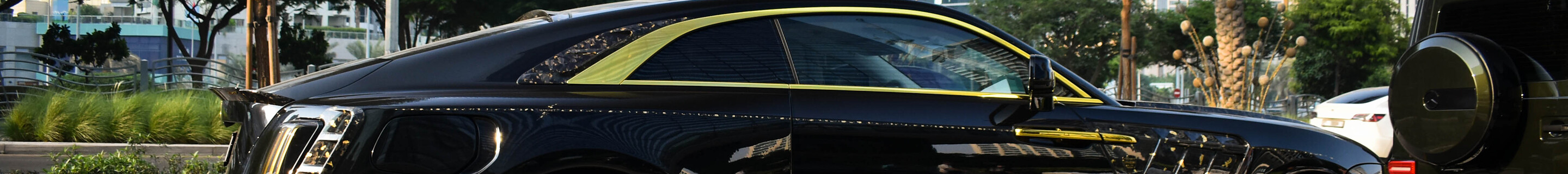 Rolls-Royce Spectre Mansory Equista Linea d'Oro
