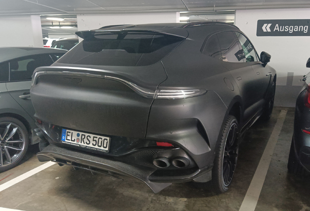 Aston Martin DBX707