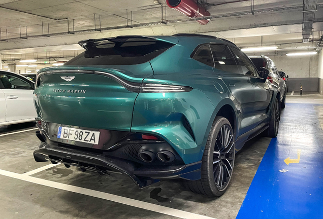 Aston Martin DBX707