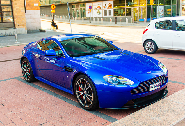Aston Martin V8 Vantage S