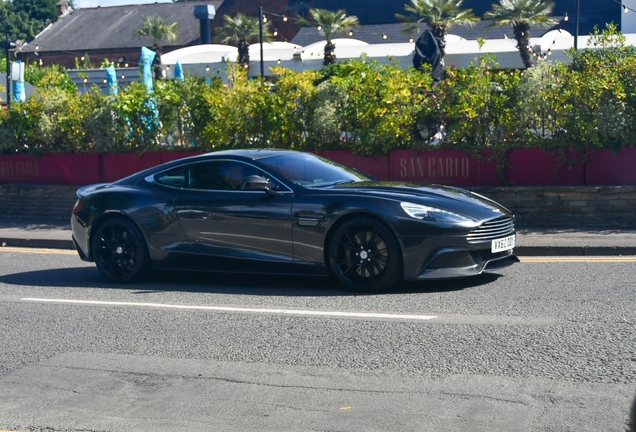 Aston Martin Vanquish 2013
