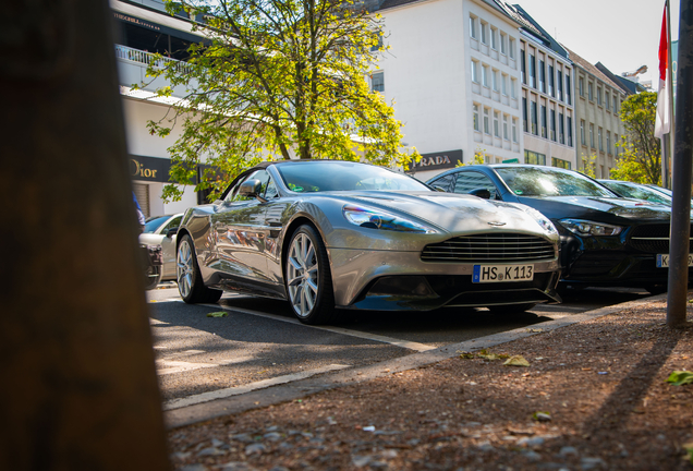 Aston Martin Vanquish Volante