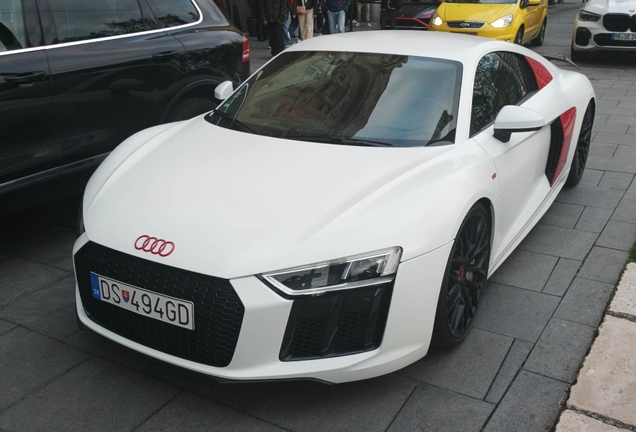 Audi R8 V10 Plus 2015