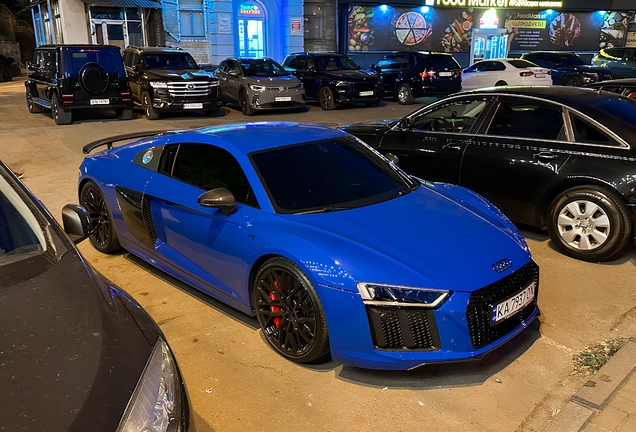 Audi R8 V10 Plus 2015