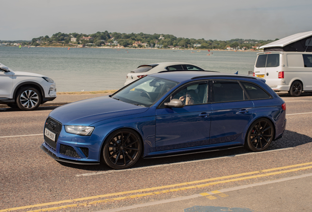 Audi RS4 Avant B8