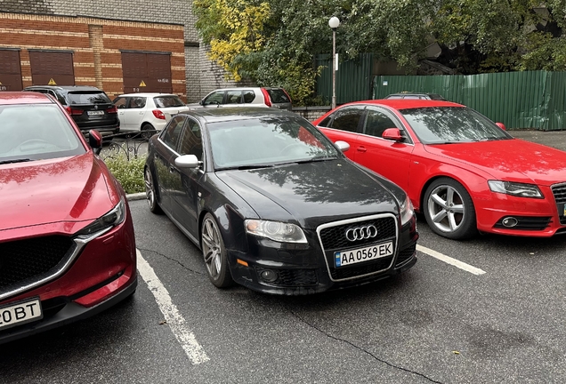 Audi RS4 Sedan