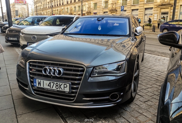 Audi S8 D4