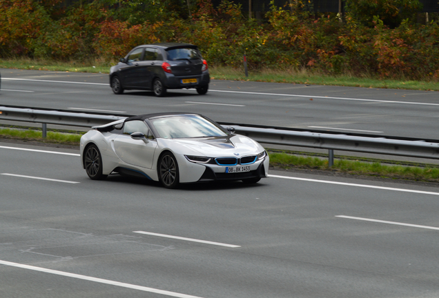 BMW i8 Roadster