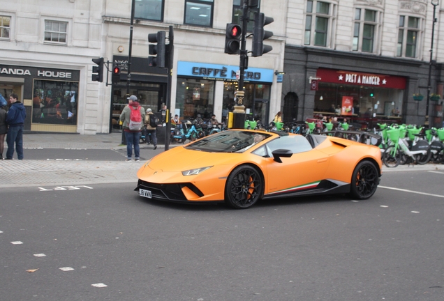 Lamborghini Huracán LP640-4 Performante Spyder