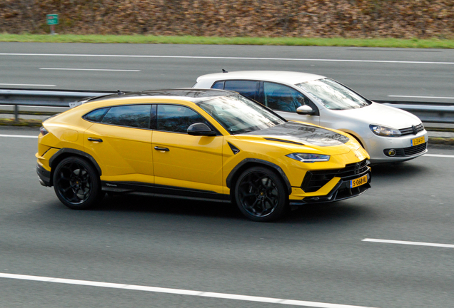 Lamborghini Urus Performante