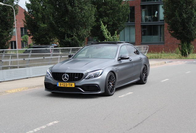 Mercedes-AMG C 63 S W205