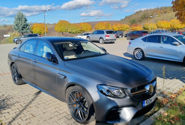 Mercedes-AMG E 63 S W213