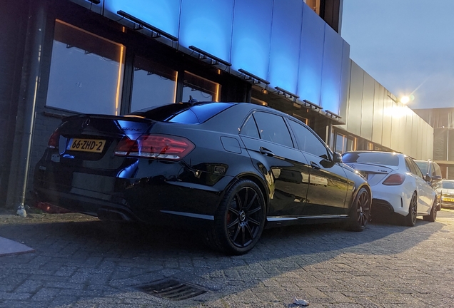 Mercedes-Benz E 63 AMG W212 V8 Biturbo