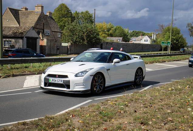 Nissan GT-R 2013 Knight-Racer Ltd