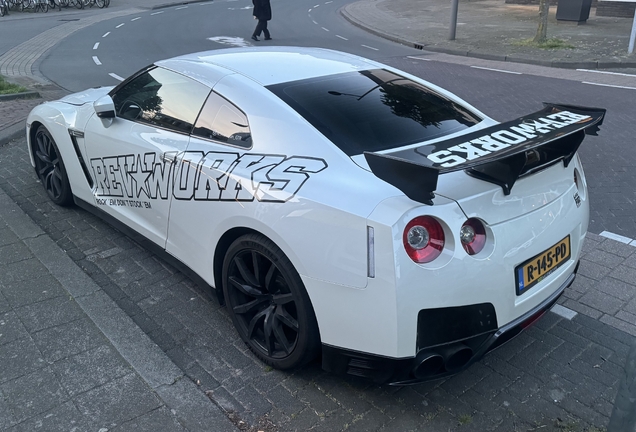 Nissan GT-R 2013 MRT 800