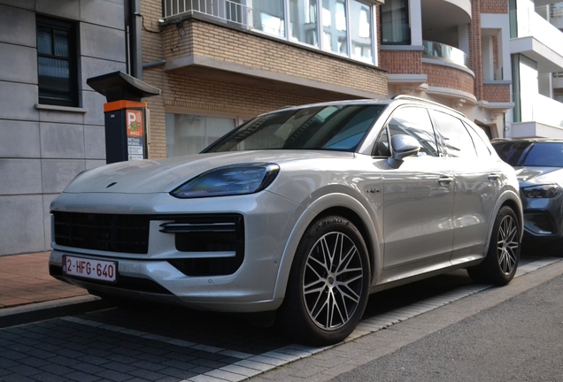 Porsche 9YA Cayenne Turbo E-Hybrid
