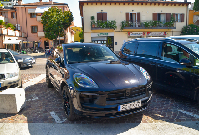Porsche 95B Macan GTS MkIII