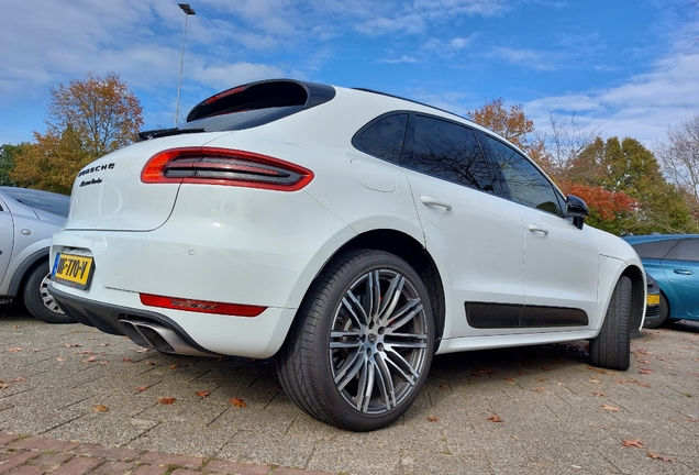 Porsche 95B Macan Turbo MkI