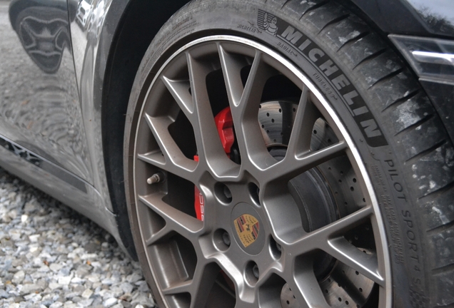 Porsche 992 Carrera 4S MkI