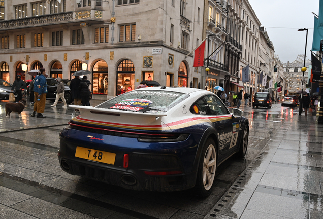 Porsche 992 Dakar