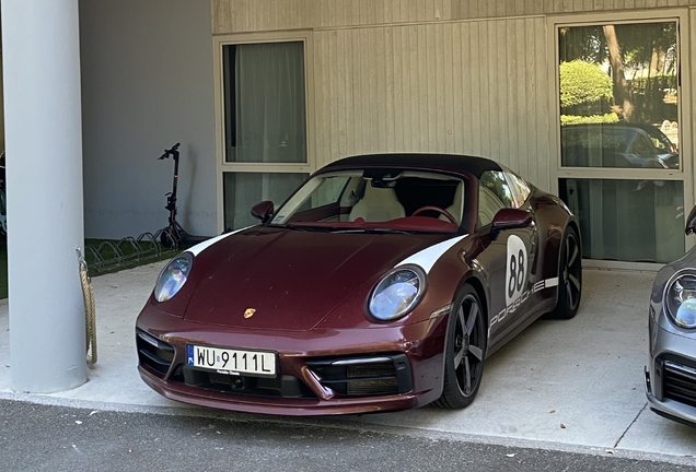 Porsche 992 Targa 4S MkI Heritage Design Edition
