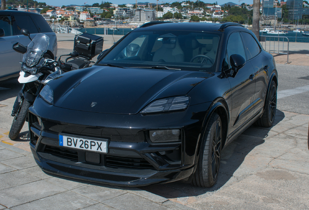 Porsche Macan EV Turbo
