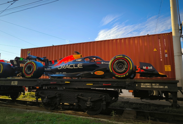 Red Bull Racing RB19