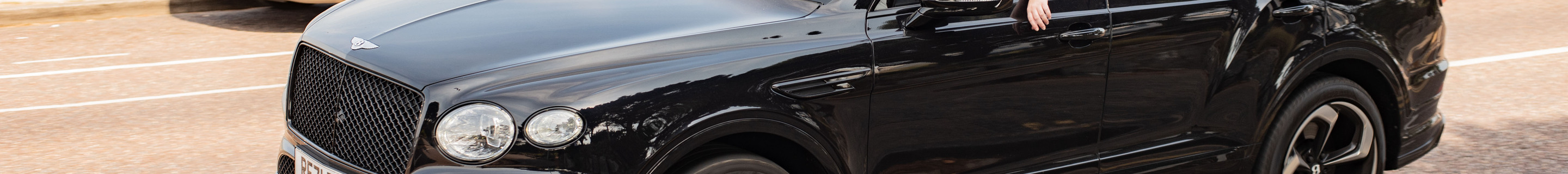 Bentley Bentayga V8 2021