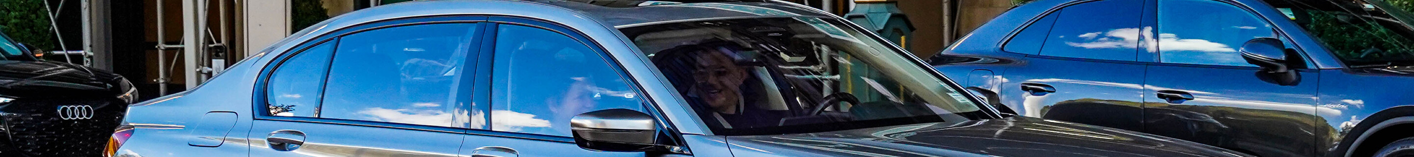 BMW M760i xDrive 2019