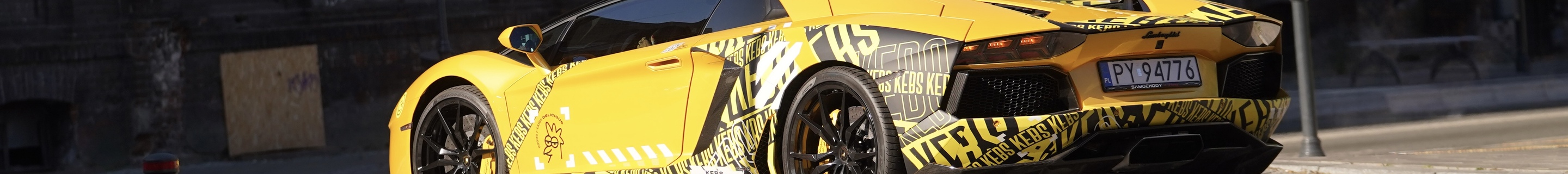 Lamborghini Aventador LP700-4 Roadster