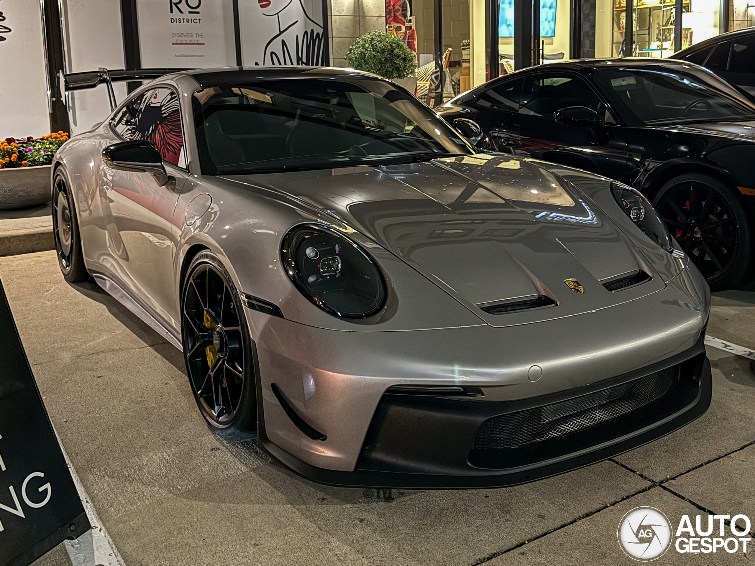 Porsche 992 GT3 MkI Manthey Racing - 30 October 2025 - Autogespot