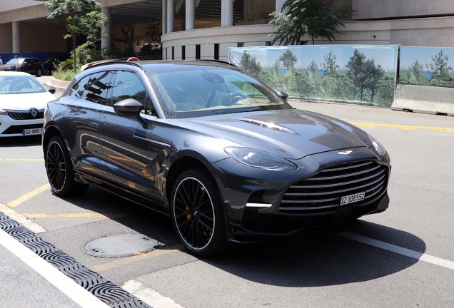 Aston Martin DBX707