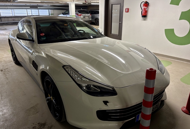 Ferrari GTC4Lusso