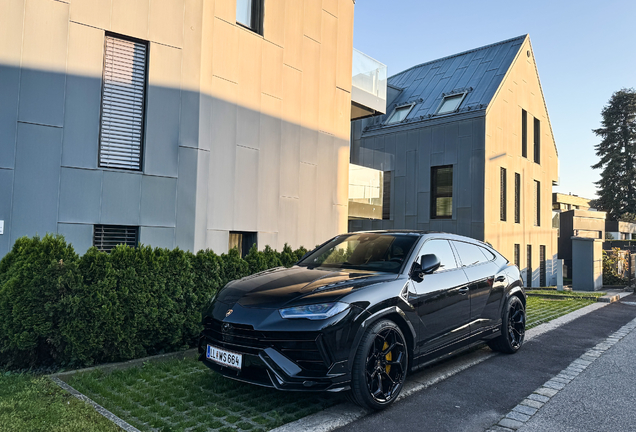 Lamborghini Urus Performante