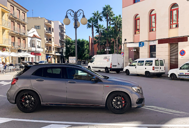 Mercedes-Benz GLA 45 AMG X156