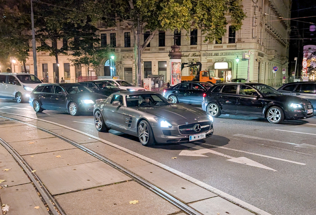 Mercedes-Benz SLS AMG