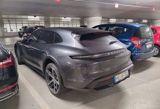 Porsche Taycan Turbo Cross Turismo