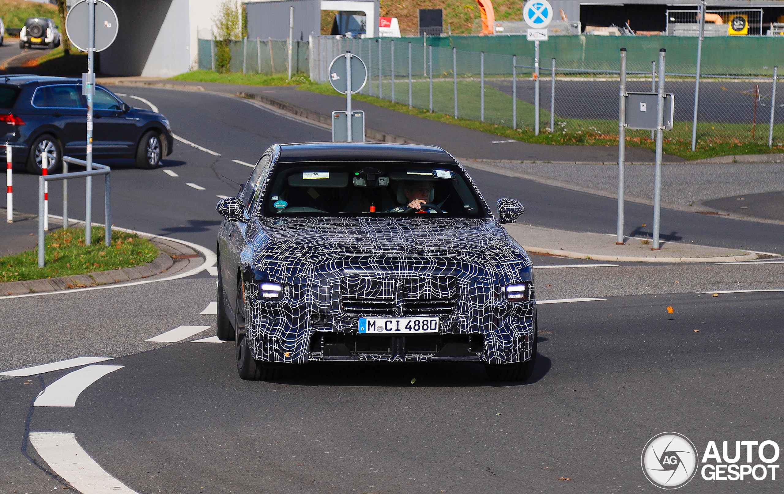 BMW M760e xDrive 2026