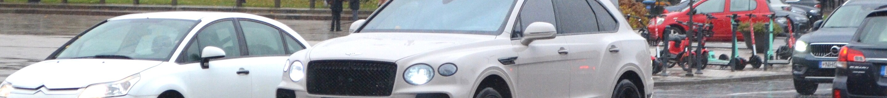 Bentley Bentayga V8 2021