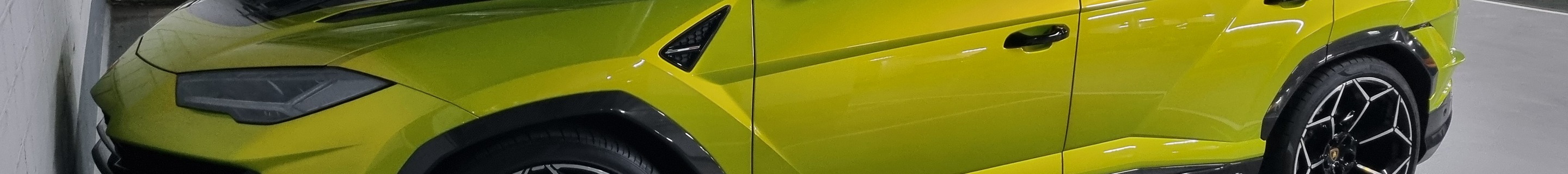 Lamborghini Urus Performante