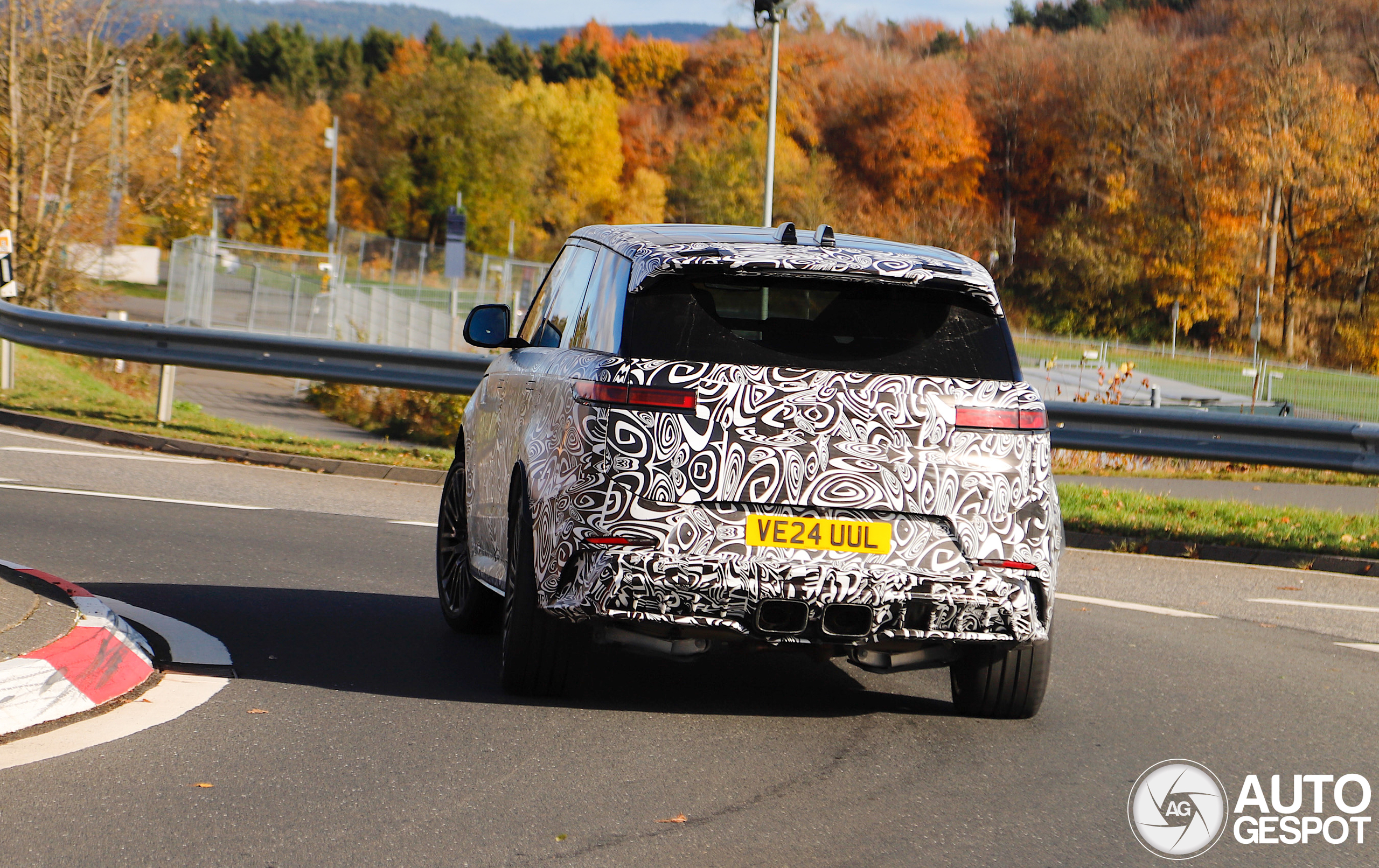 Range Rover Sport SV 2026