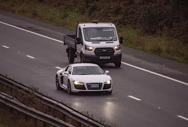 Audi R8 V10