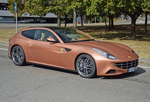 Ferrari FF