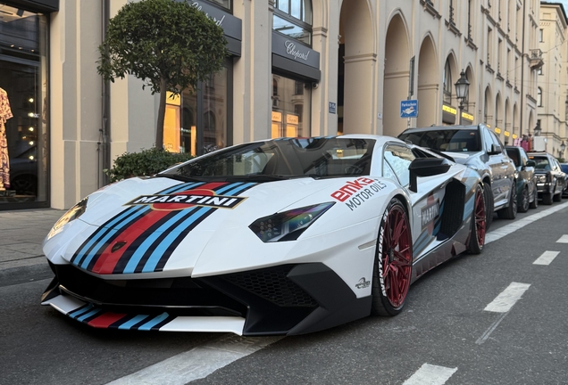 Lamborghini Aventador LP750-4 SuperVeloce Roadster