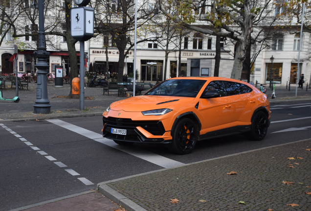 Lamborghini Urus Performante