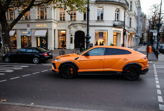 Lamborghini Urus Performante