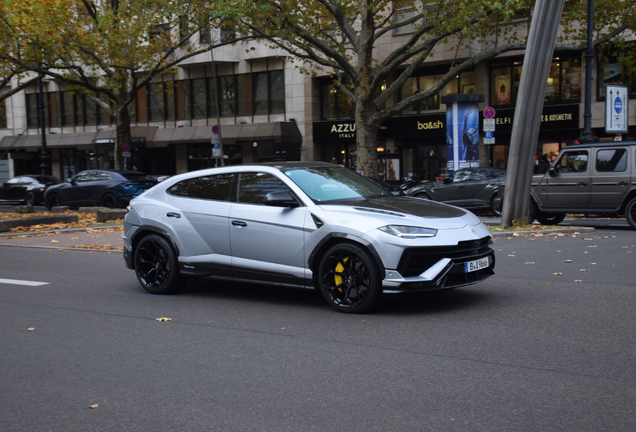 Lamborghini Urus Performante