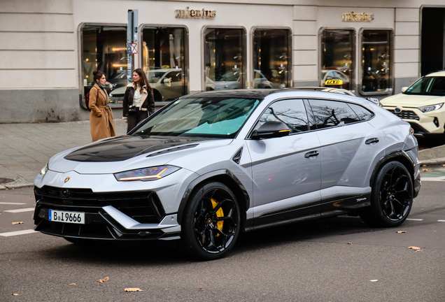 Lamborghini Urus Performante