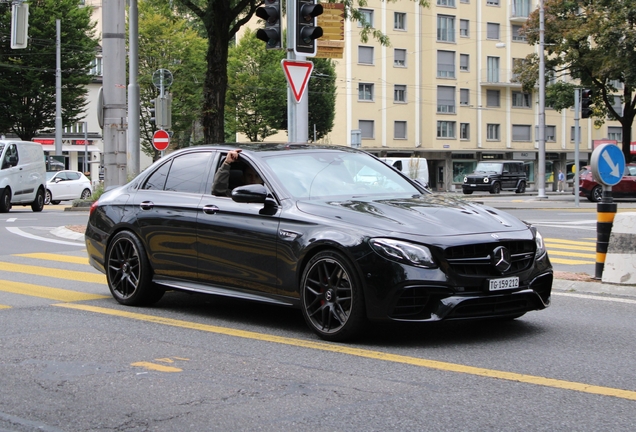 Mercedes-AMG E 63 S W213