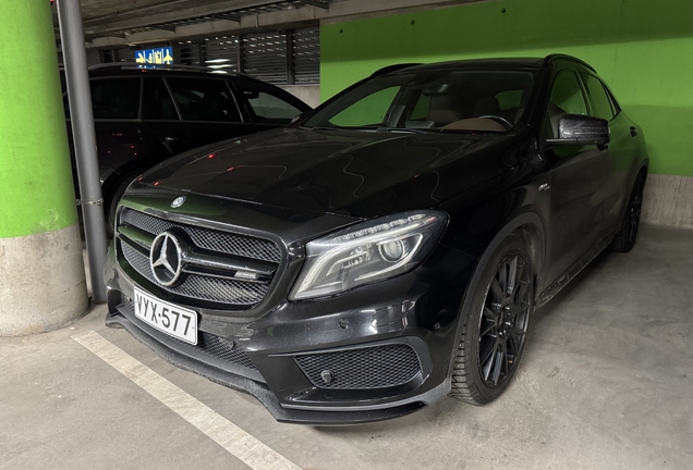 Mercedes-AMG GLA 45 X156